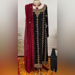Mubashira Usman 3 piece formal outfit